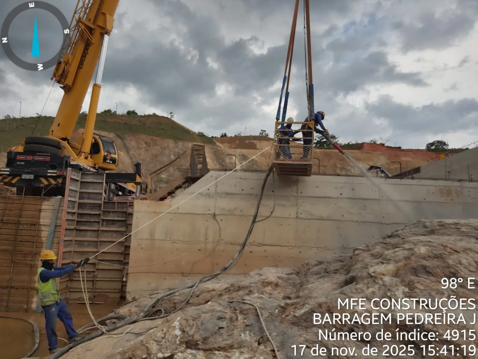 Proteção de talude com concreto
